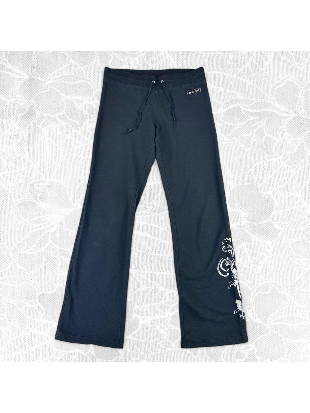 Y2K BCBG Max Azria Black Flare Low-Rise Sweatpants with Silver Graphic - Medium